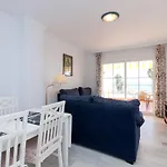 아파트 Burriana Playa Carmona *